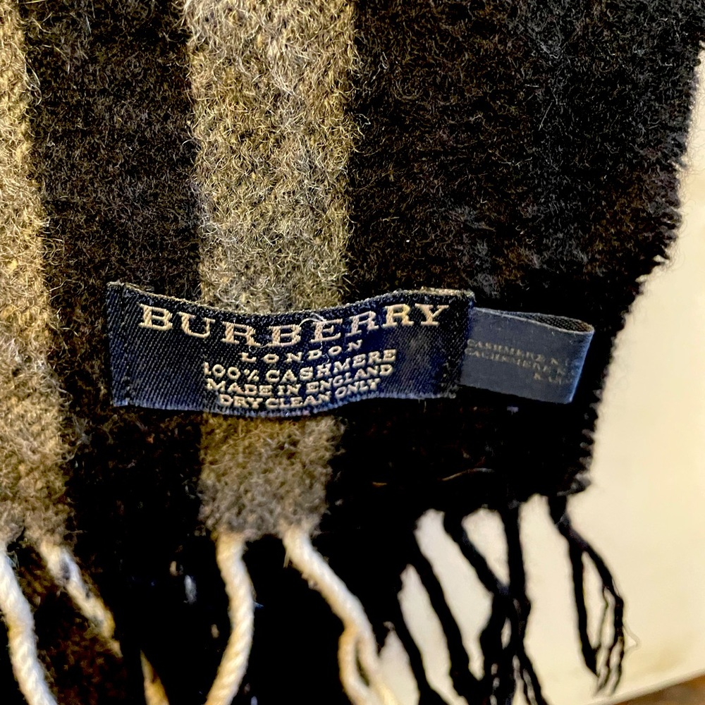 Burberry scarf